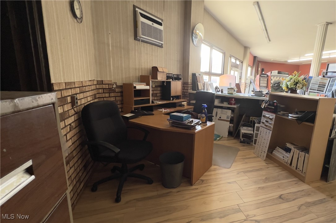 Bellaire - Commercial Sale