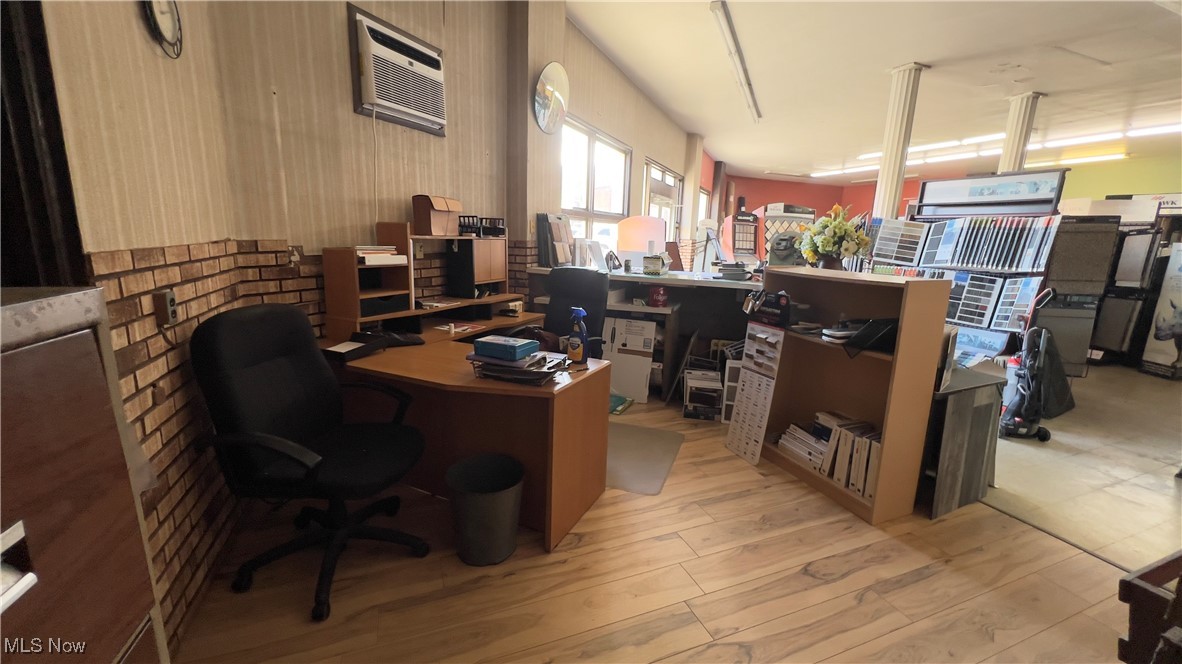 Bellaire - Commercial Sale