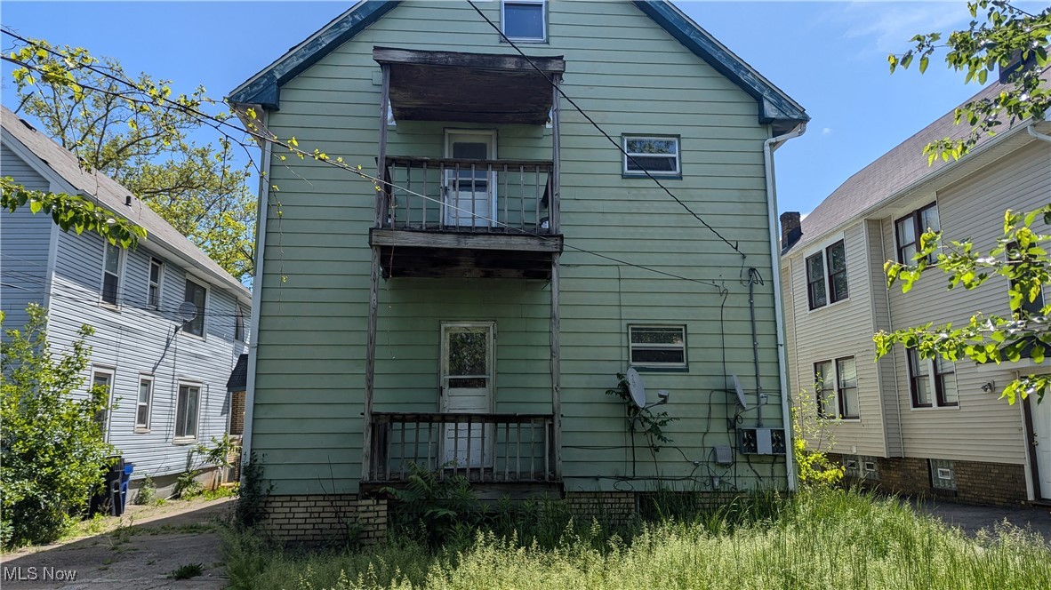 3692 E 153rd Street