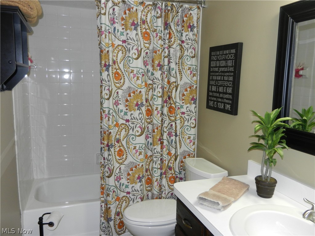 Bradfords Gate Ph I - Residential