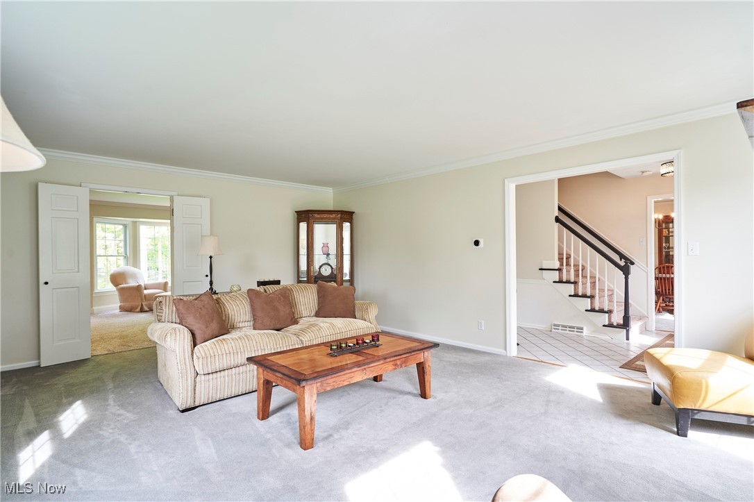 7304 Glastonbury Drive, Hudson, Ohio image 8