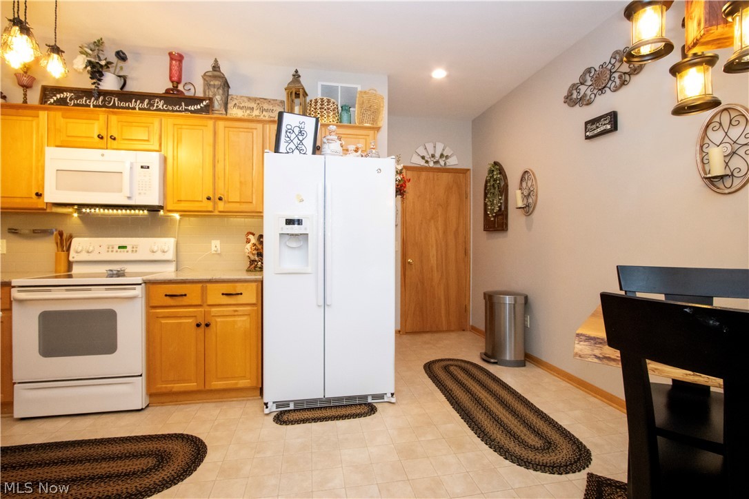 Commons/Vlgs/Wetherington Condo - Residential