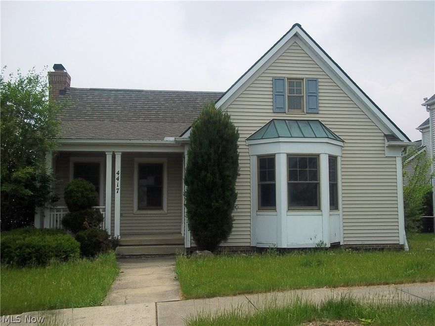 Two bedrooms, two bathroom, fireplace, wood floors, separate soaking tub and shower in owner's suite - these are some of what you will find here.  There are upgrades needed, take a look today. REO Property, Property Sold AS-IS W/O Repair, Warranty or Seller Disclosure.  The Listing Broker & Seller make no guarantees as to the accuracy of information herein; Buyer or Buyer’s Agent is responsible for utility activation related to inspections, Water activation not authorized; air pressure test only.