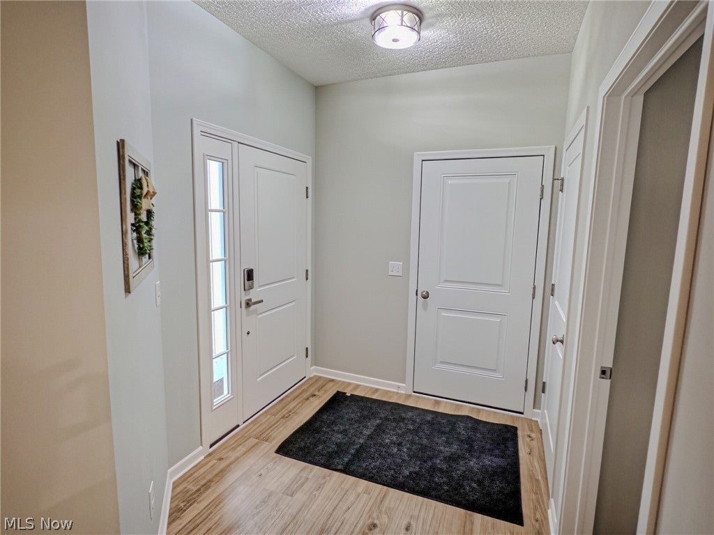 118 W Spring Drive