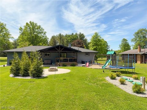 Tiny photo for 6132 Oak Hill Drive, West Farmington, OH 44491 (MLS # 5215130)
