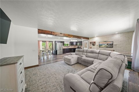 Tiny photo for 6132 Oak Hill Drive, West Farmington, OH 44491 (MLS # 5215130)