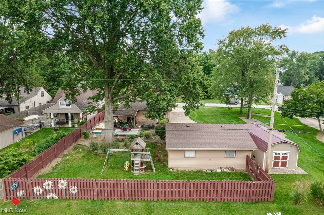 Heslop Morning View 02 - Residential