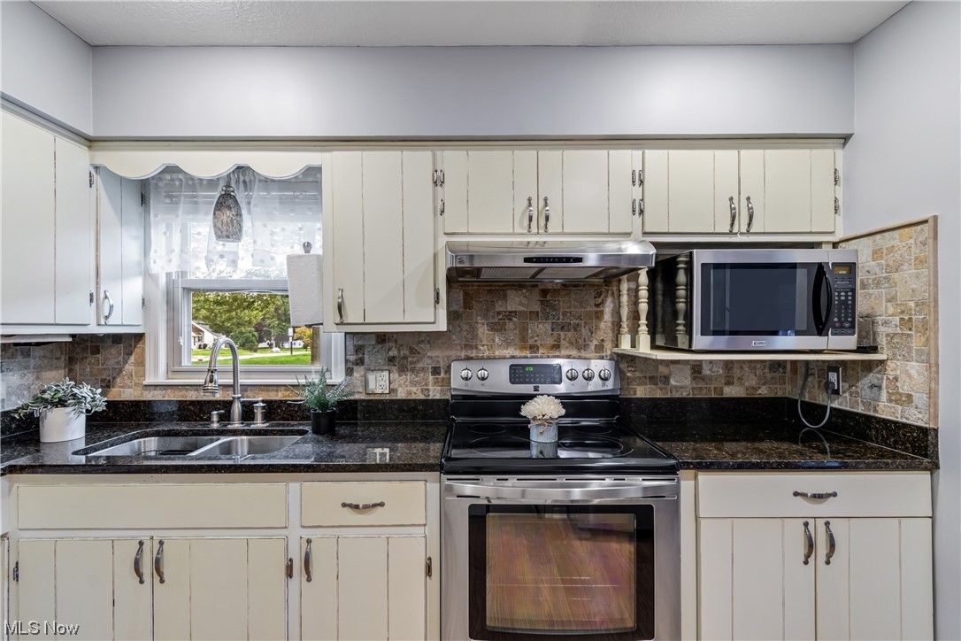 Heslop Morning View 02 - Residential