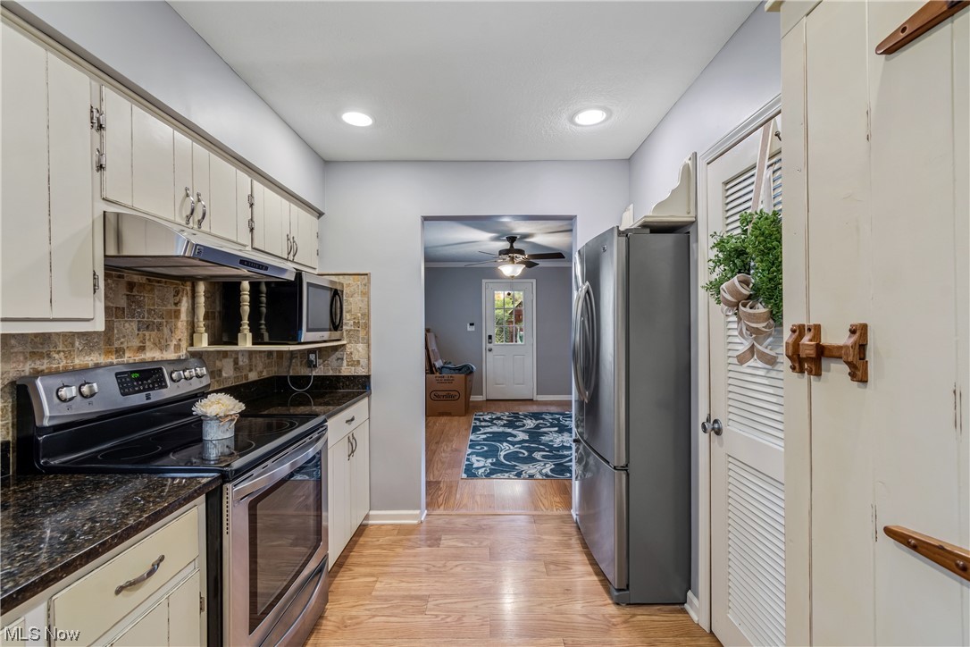 Heslop Morning View 02 - Residential