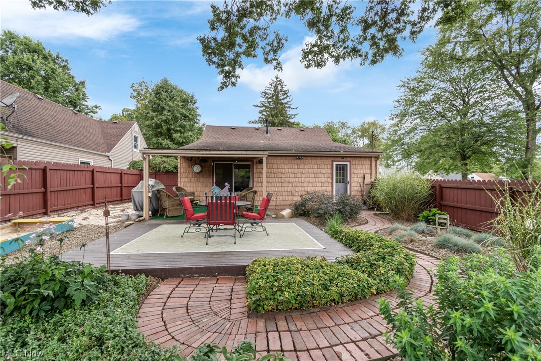 Heslop Morning View 02 - Residential