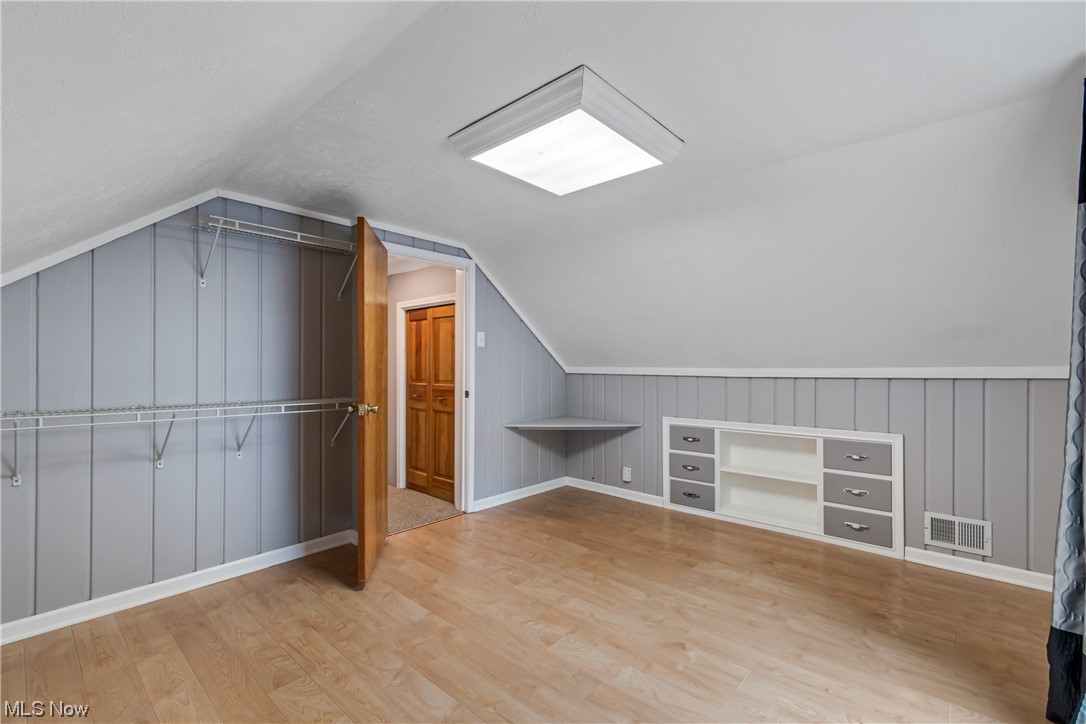 Heslop Morning View 02 - Residential