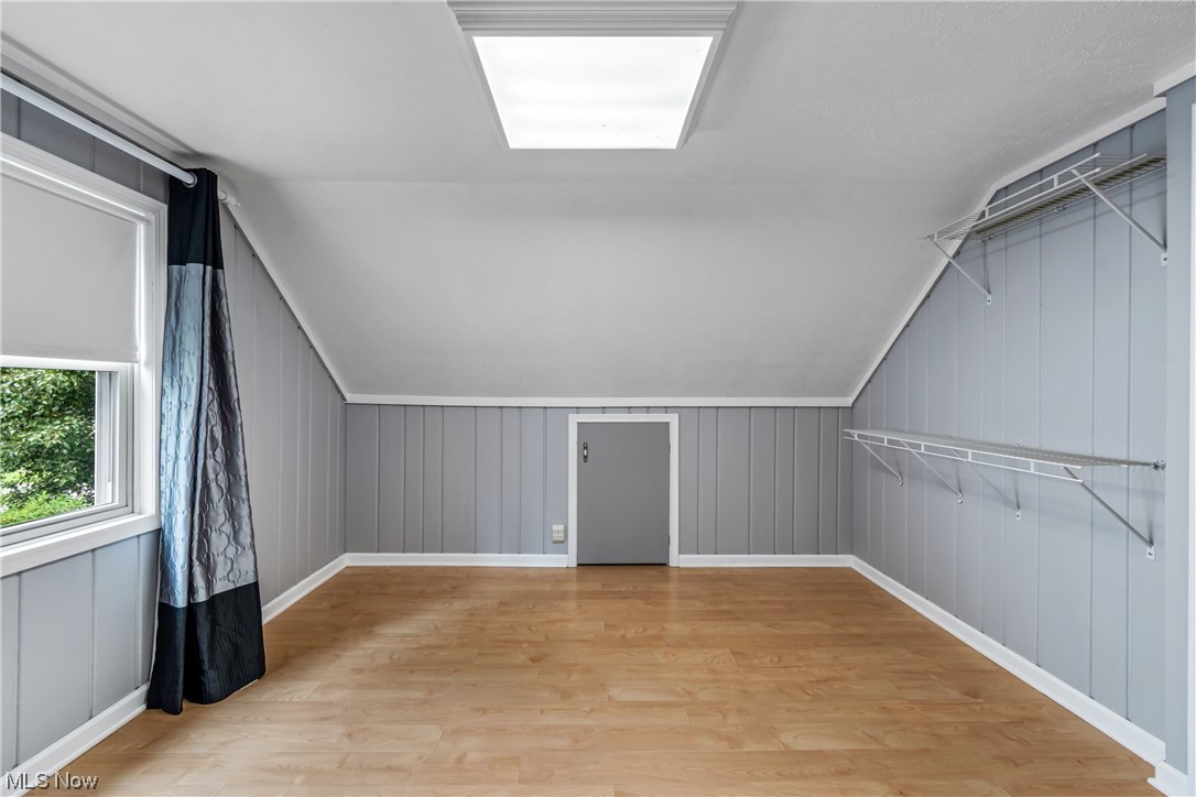 Heslop Morning View 02 - Residential