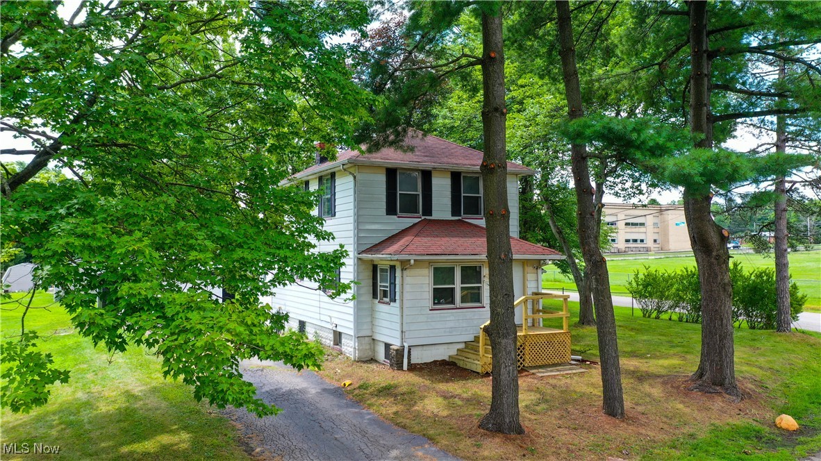 City/Youngstown - Commercial Sale