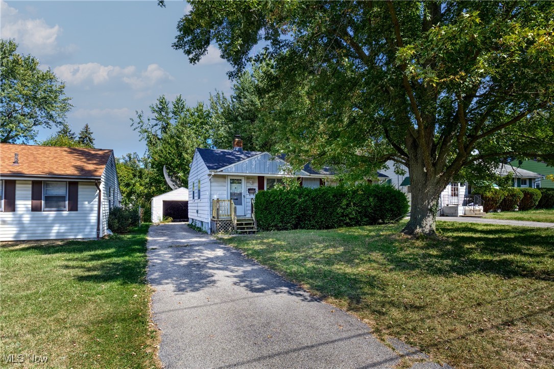 City/Youngstown - Commercial Sale