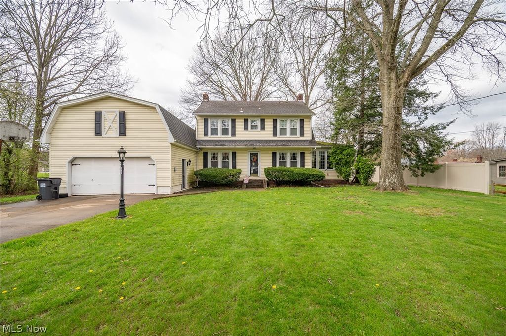 Photo of 4454 Canfield Road, Canfield, OH 44406 (MLS # 5198258)