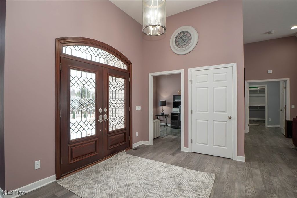 Photo of 6443 Hills And Dales Road NW, Canton, OH 44708 (MLS # 5181280)