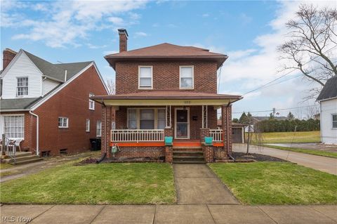 Photo of 123 Harwood Street, Elyria, OH 44035 (MLS # 5187865)