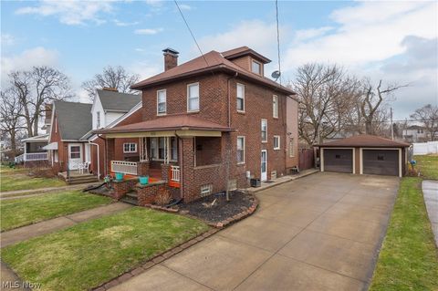 Tiny photo for 123 Harwood Street, Elyria, OH 44035 (MLS # 5187865)