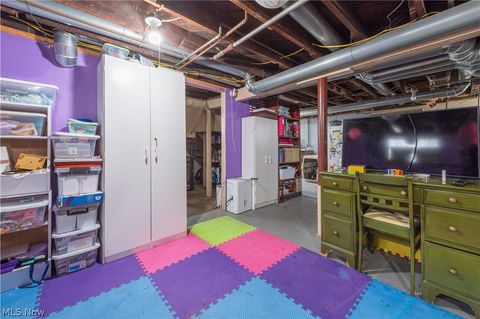 Tiny photo for 123 Harwood Street, Elyria, OH 44035 (MLS # 5187865)