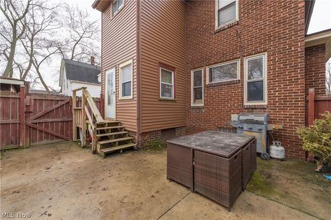 Tiny photo for 123 Harwood Street, Elyria, OH 44035 (MLS # 5187865)