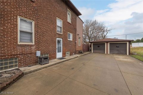 Tiny photo for 123 Harwood Street, Elyria, OH 44035 (MLS # 5187865)