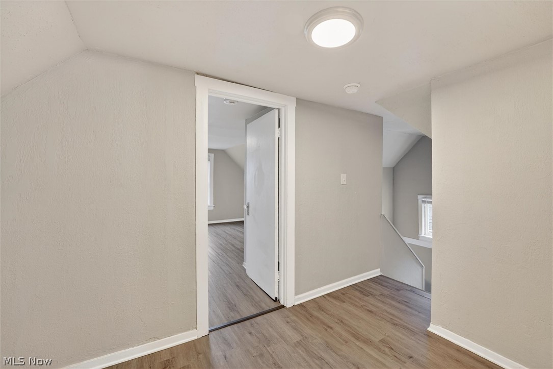 Schutzinger & Hartwicks Sub - Residential Lease