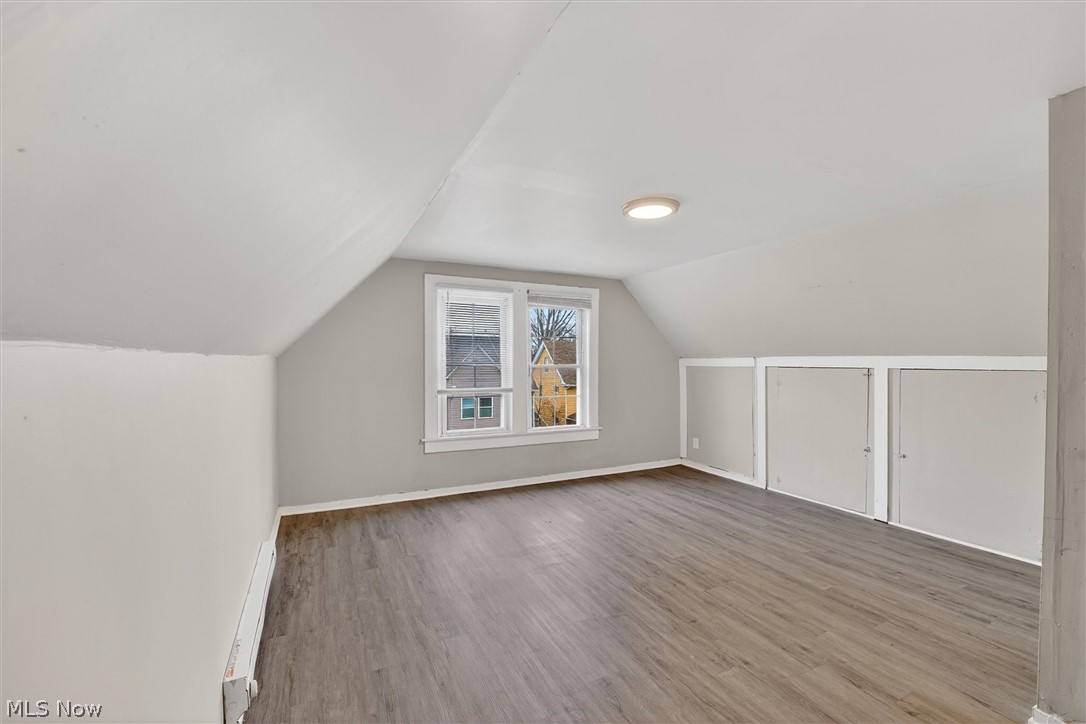 Schutzinger & Hartwicks Sub - Residential Lease