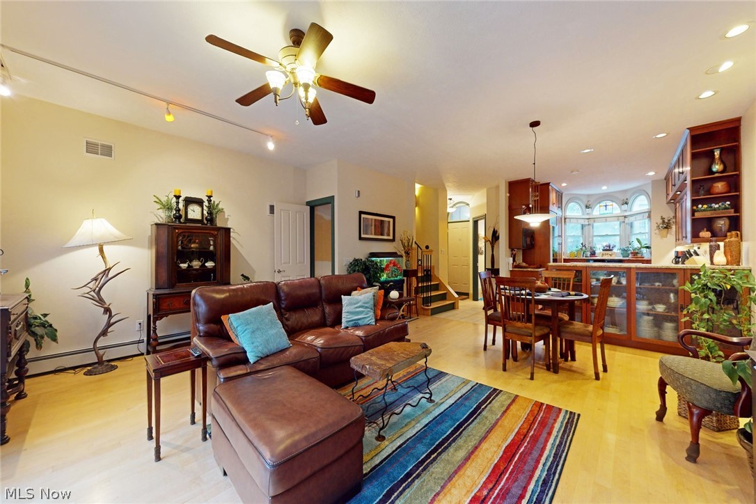 Riverside Gardens - Residential