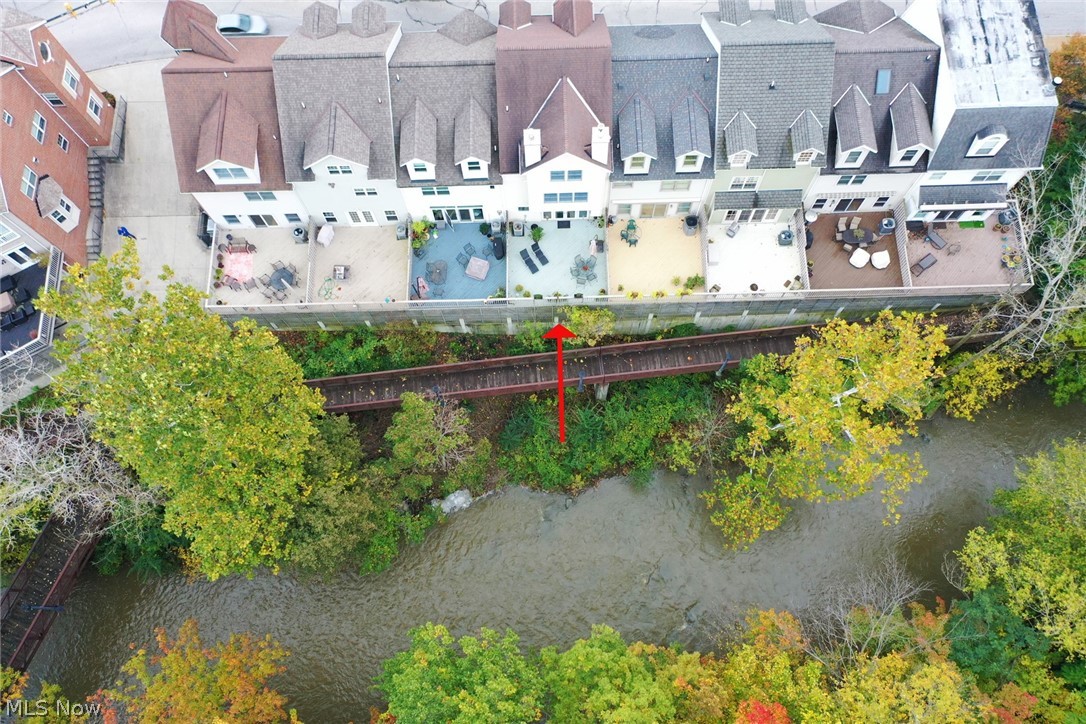 Riverside Gardens - Residential