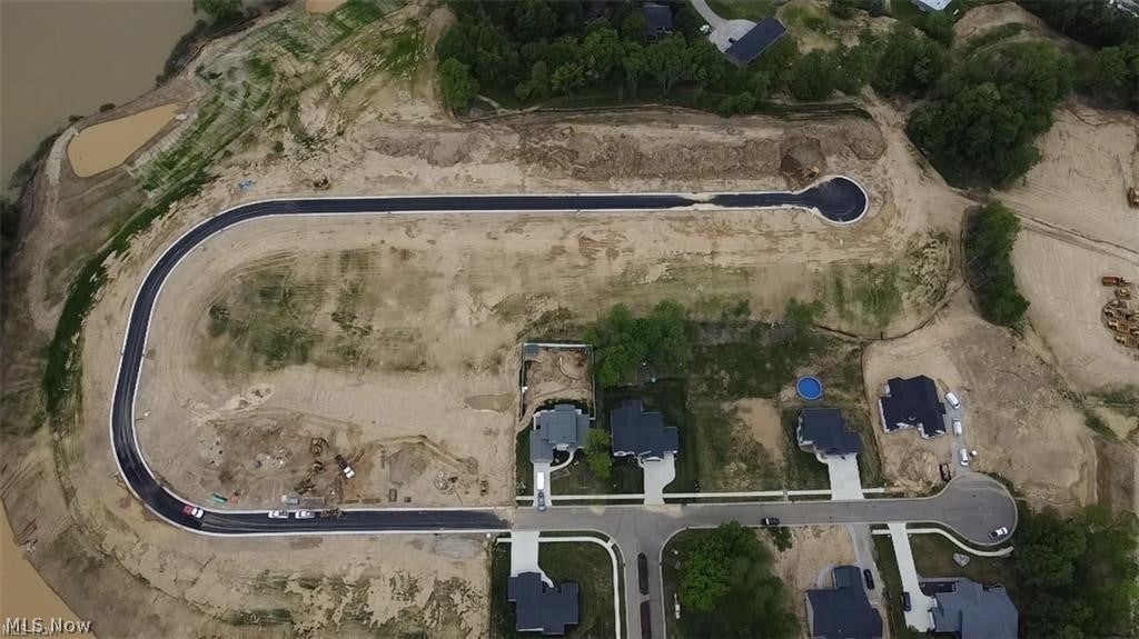 S/L 32 E Lakewood Drive