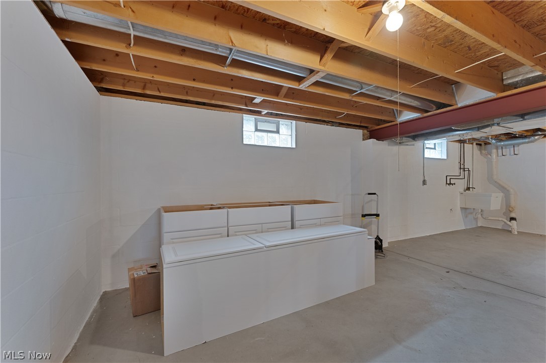 City/Canfield - Residential