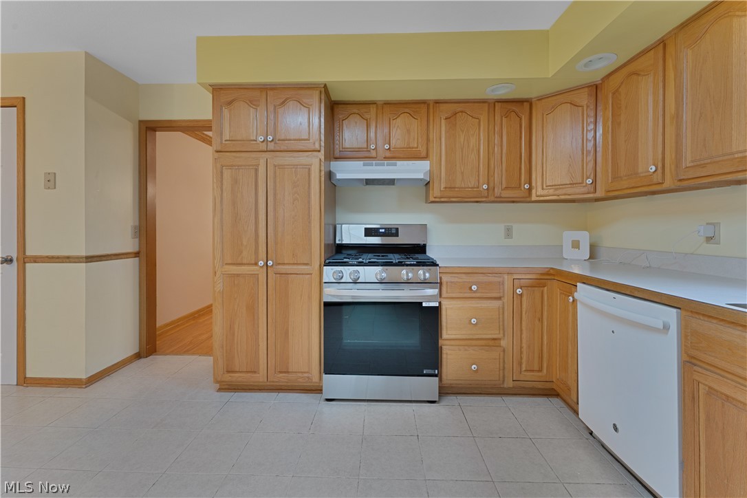 City/Canfield - Residential