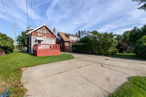 Tiny photo for 1344 Manor Park Avenue, Lakewood, OH 44107 (MLS # 5238066)