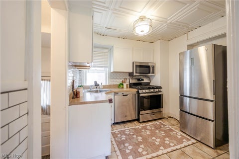 Tiny photo for 1344 Manor Park Avenue, Lakewood, OH 44107 (MLS # 5238066)