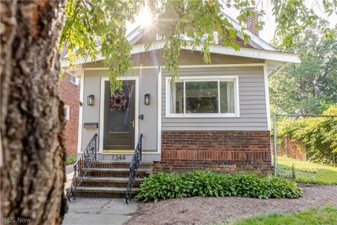 Tiny photo for 1344 Manor Park Avenue, Lakewood, OH 44107 (MLS # 5238066)