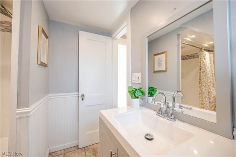 Tiny photo for 1344 Manor Park Avenue, Lakewood, OH 44107 (MLS # 5238066)