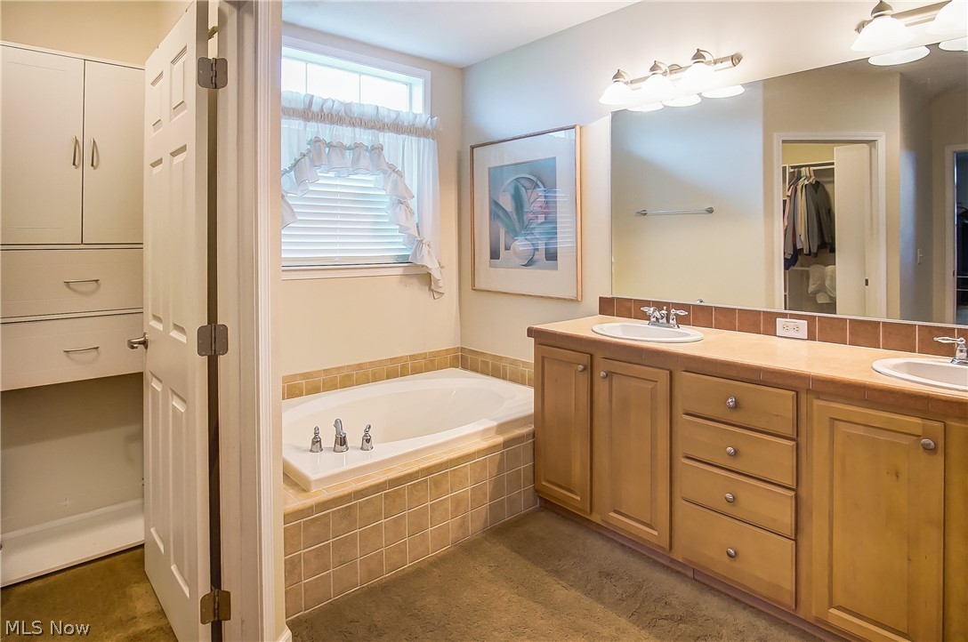 Green At Vista - Residential