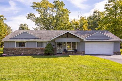 Homes For Sale - 413 Harris Road<br/> Richmond Heights, OH 44143