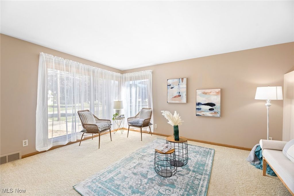 Photo of 2220 Wedgewood Drive, Akron, OH 44312 (MLS # 5166489)