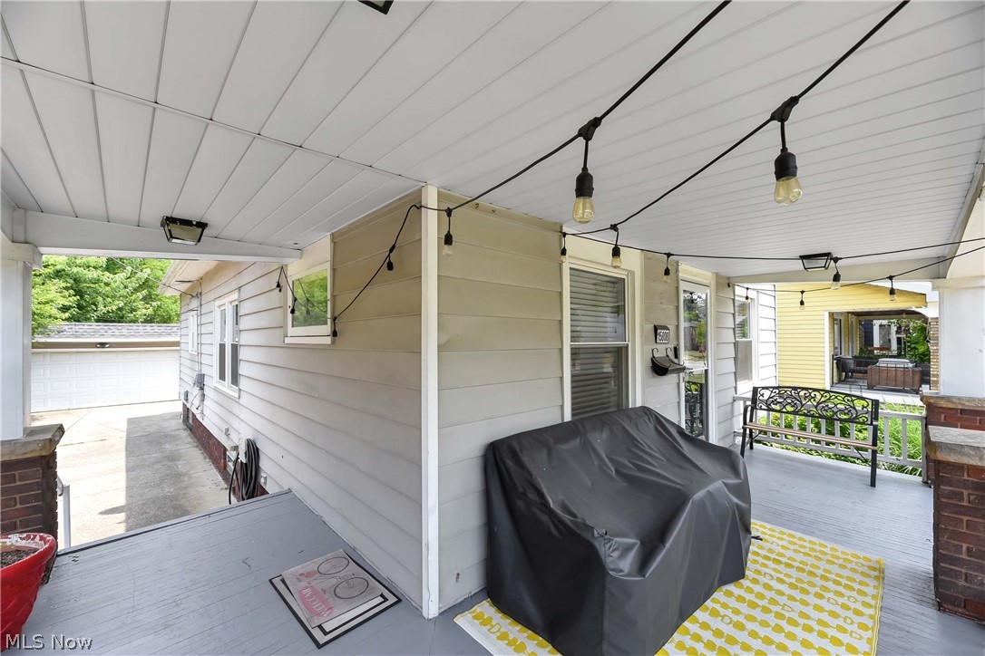 Riverside-Manor - Residential