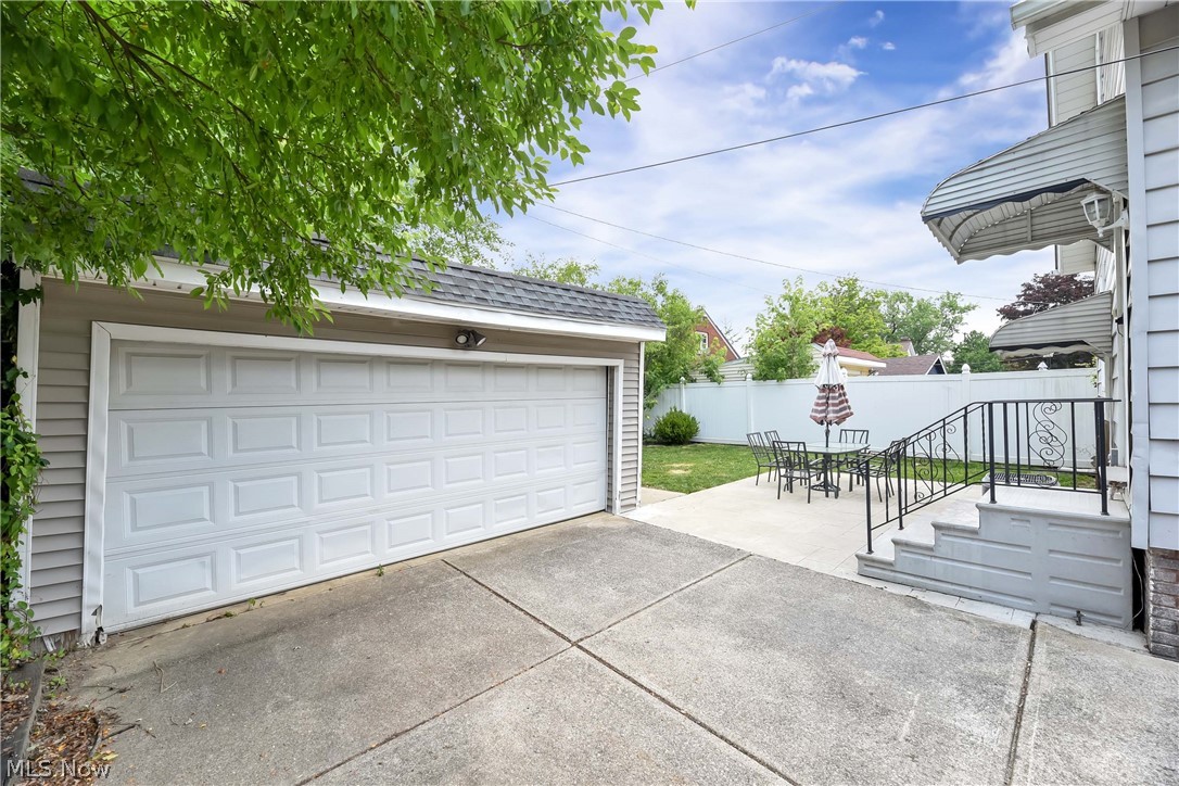 Riverside-Manor - Residential