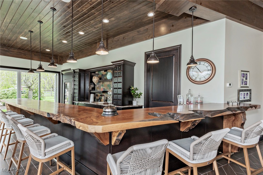 Chagrin Falls, Ohio 44022, United States, 5 Bedrooms Bedrooms, ,7 BathroomsBathrooms,Residential,Active,200504