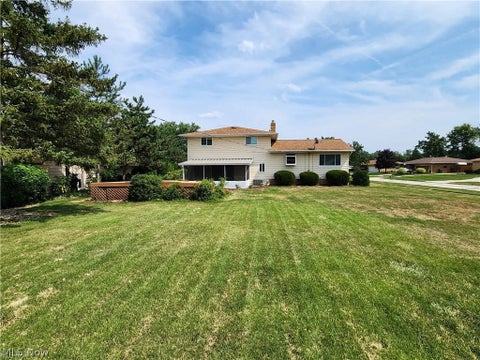 Tiny photo for 5650 Cascade Court, Seven Hills, OH 44131 (MLS # 5255759)