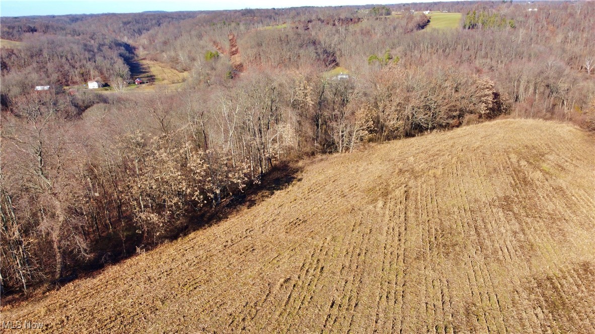 Hopewell Road, Cambridge, Ohio image 3