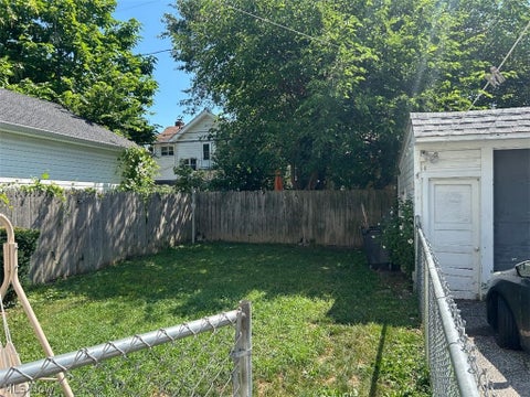Tiny photo for 4021 W 160th Street, Cleveland, OH 44135 (MLS # 5238671)