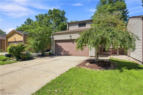 Tiny photo for 9805 Country Scene Lane, Mentor, OH 44060 (MLS # 5239534)