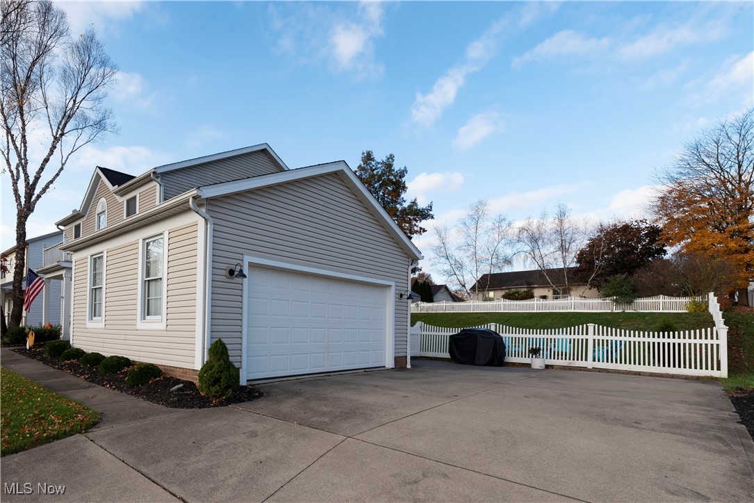 10957 Mogadore Avenue, Uniontown, Ohio image 37