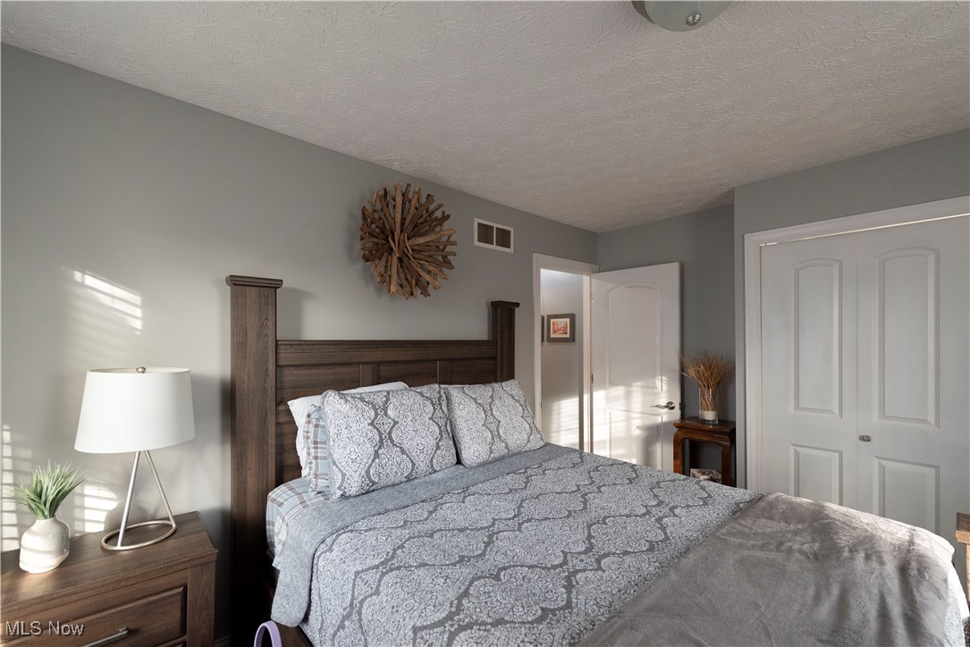 10957 Mogadore Avenue, Uniontown, Ohio image 17