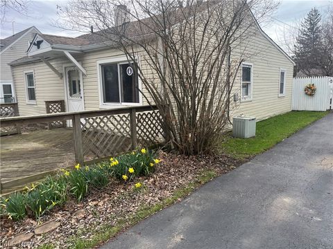 Tiny photo for 4938 Corduroy Road, Mentor, OH 44060 (MLS # 5198118)