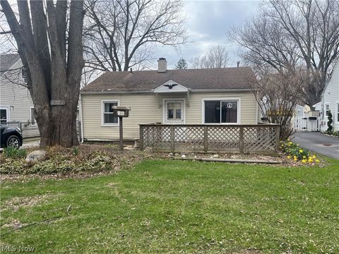 Photo of 4938 Corduroy Road, Mentor, OH 44060 (MLS # 5198118)